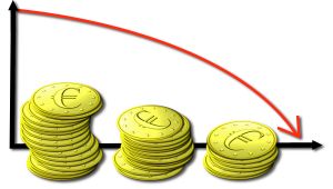 Crisi: euro ai minimi contro dollaro e yen