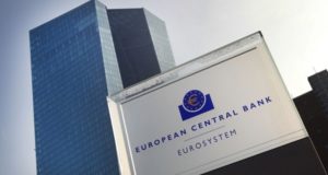 BCE rilancia quantitative easing pandemia: altri fondi bce aumenta fondi quantitative easing
